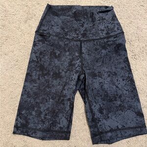 NWOT: Yogalicious Charcoal & Black Textured Bike Shorts Size Small Free Shipping